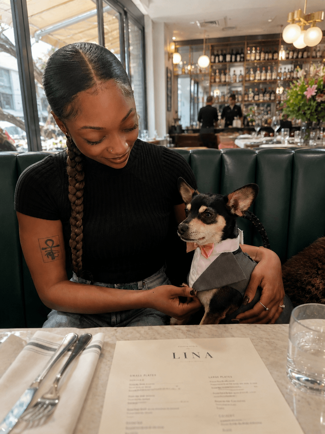 Cafes & Restaurants